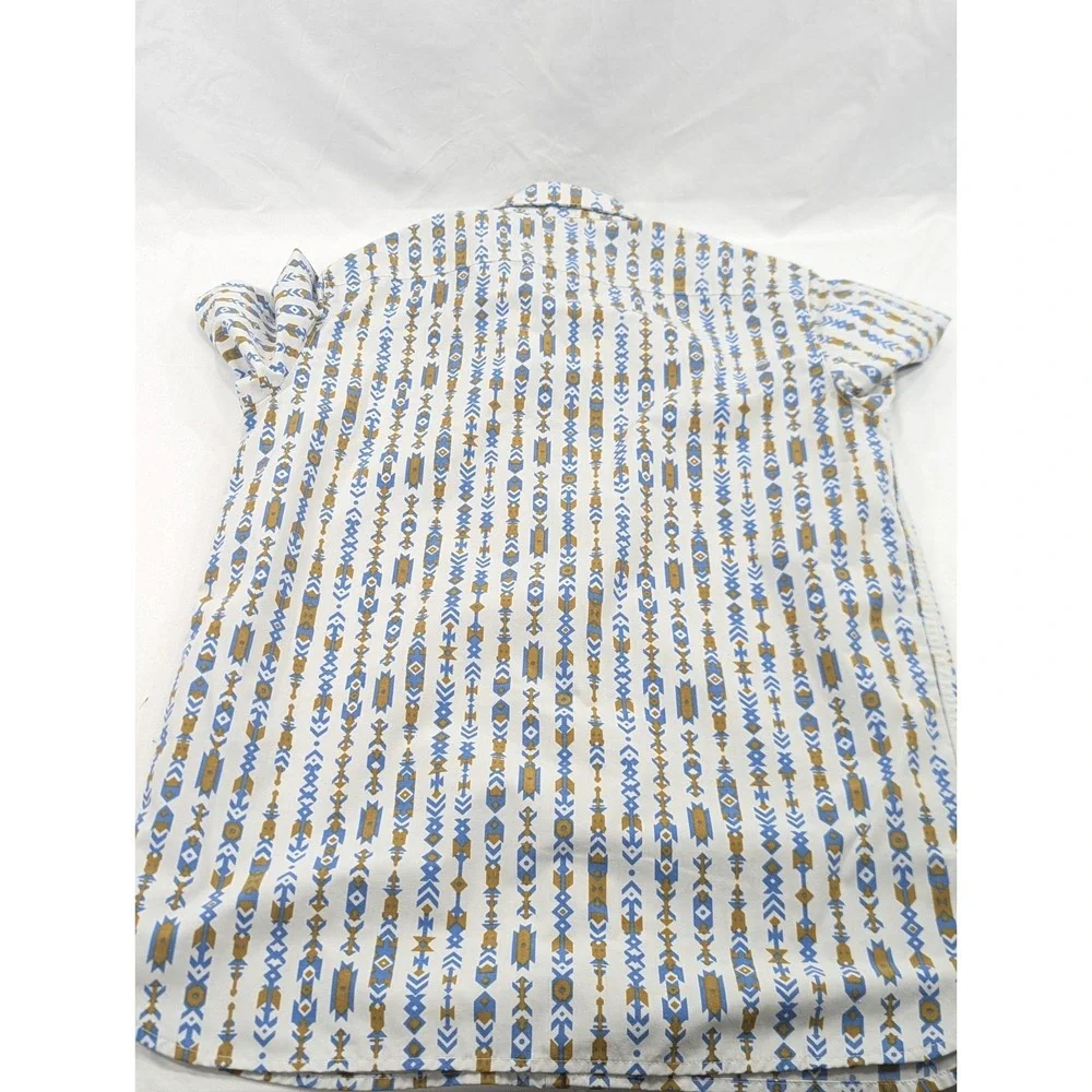 The North‎ Face Shirt Mens Medium Ivory AOP Aztec Short Sleeves Button Up